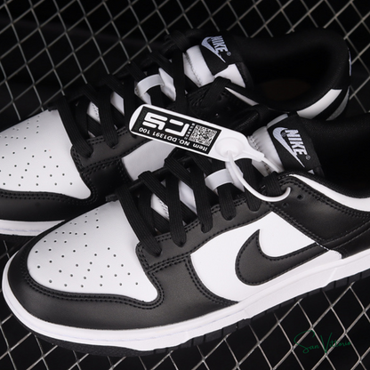 Dunk Low "Panda" Nike