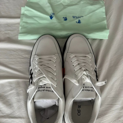 Tênis "Vulcanized Low Couro" Off-White